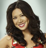 liza lapira: biographie und fotos