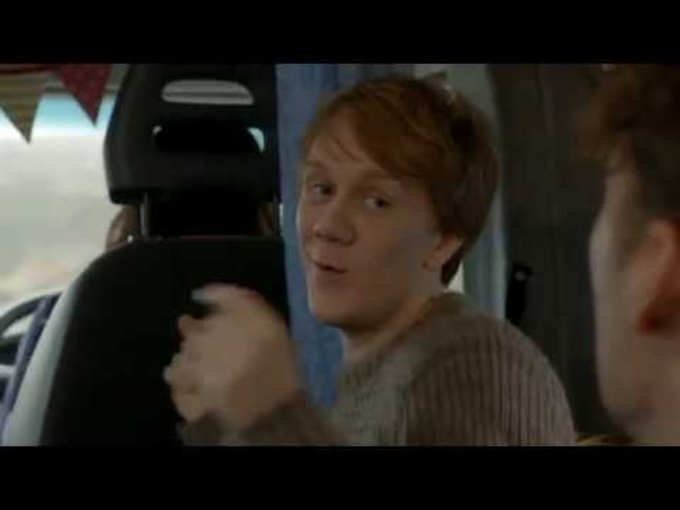 Please Like Me 4x01 Serientrailer | Serienjunkies.de